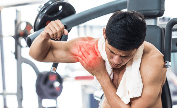 What Causes a Rotator Cuff Tear?