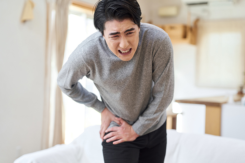 A man suffering from severe osteoarthritis